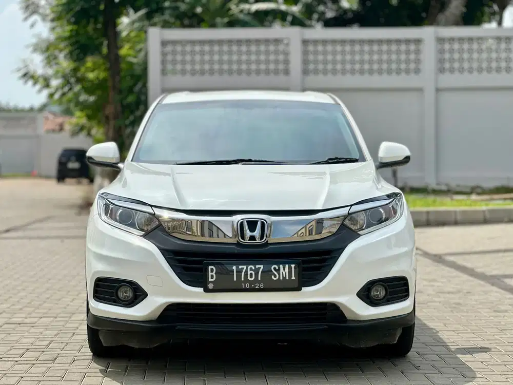 HONDA HR-V 1.5 E CVT 2019 SIAP PAKAI & LOW KM