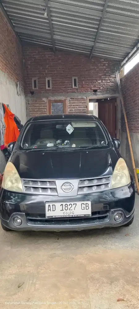 Nissan Grand livina 2010 Bensin