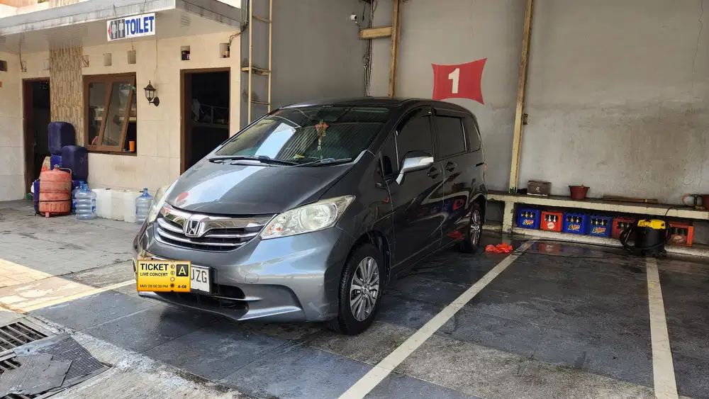 Honda Freed PSD 2012