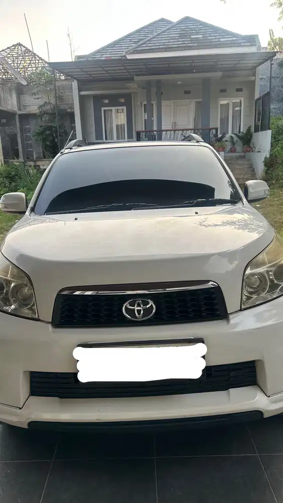 Toyota Rush 2014 Bensin
