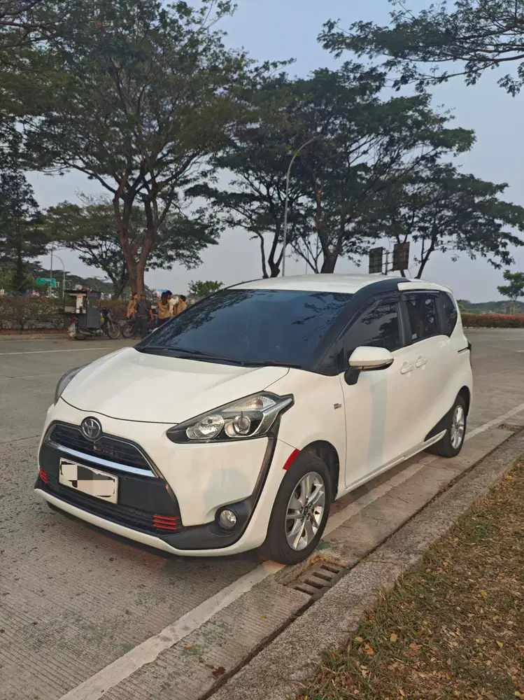 Toyota Sienta 2017 Bensin