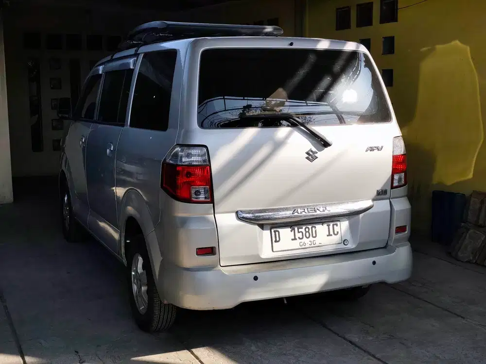 Suzuki APV Arena 2011 Bensin