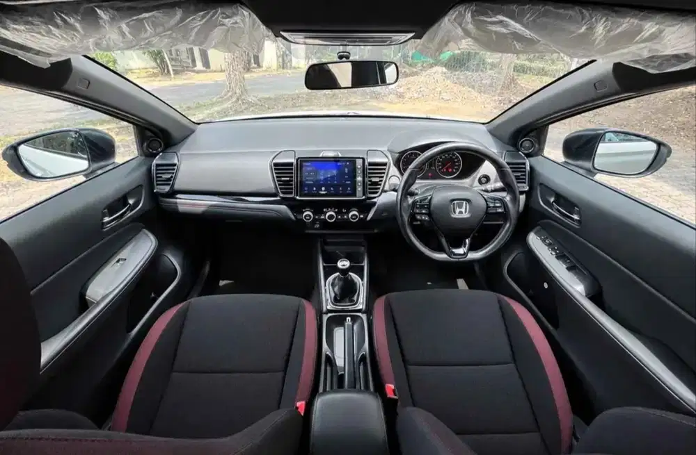 Honda City HB 1.5 RS M/T Putih 2023