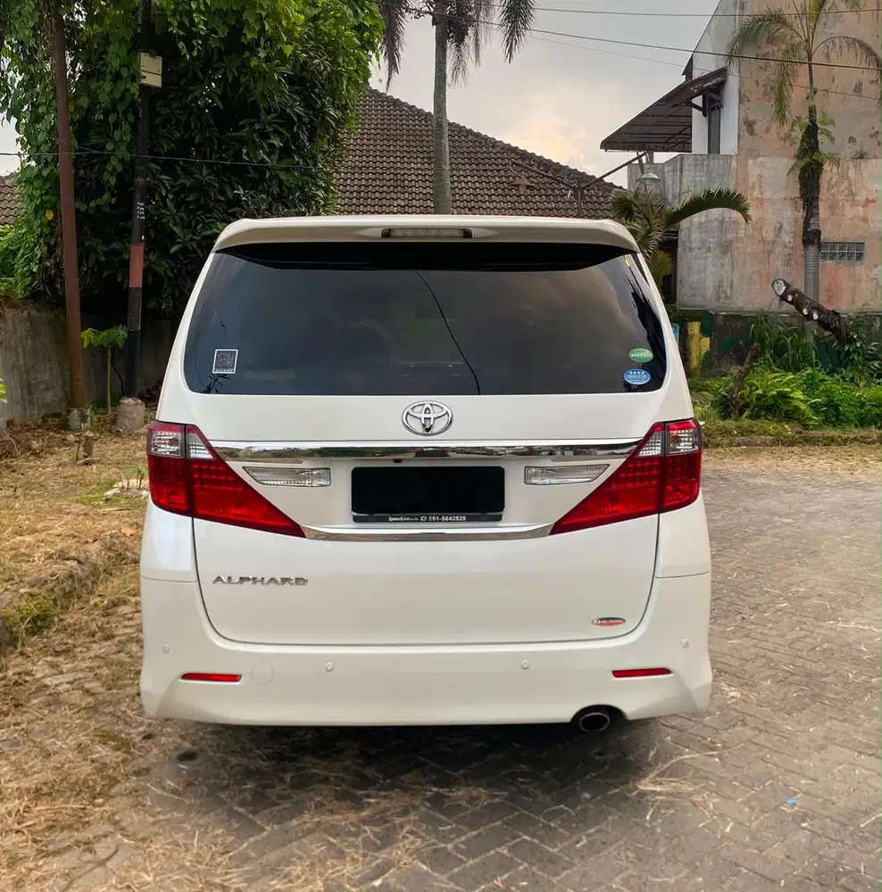 Toyota Alphard 2.4 Premium Sound AT 2012