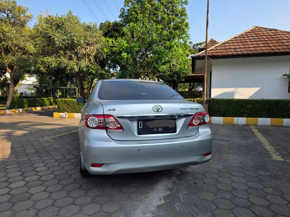 Toyota Corolla Altis 2011 Bensin