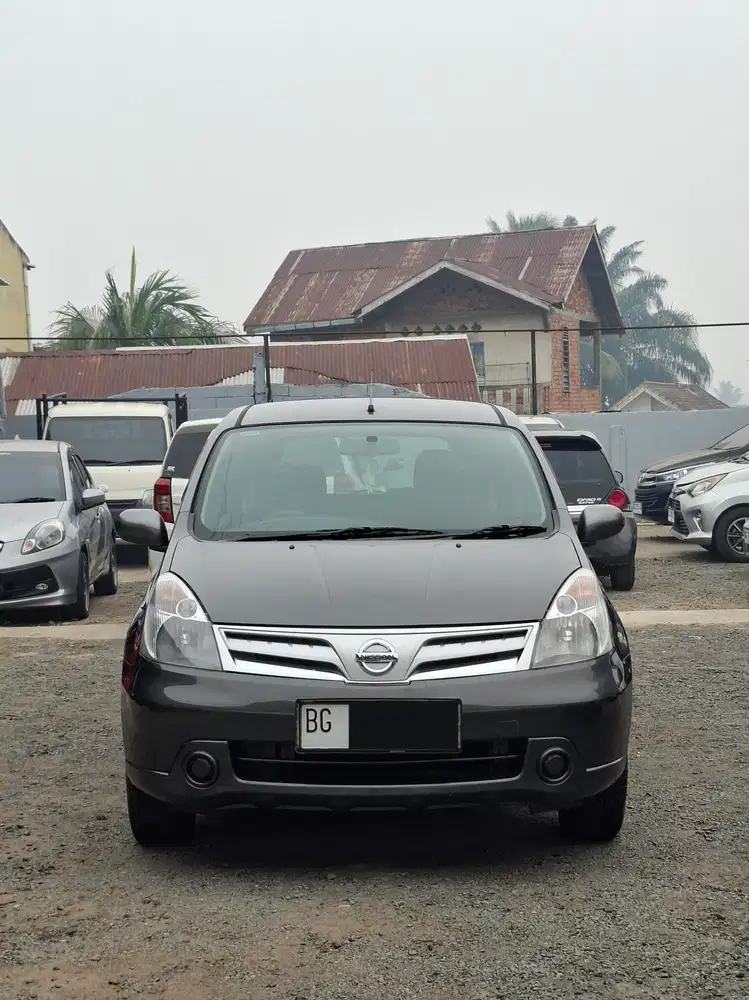Grand Livina SV Manual 2012