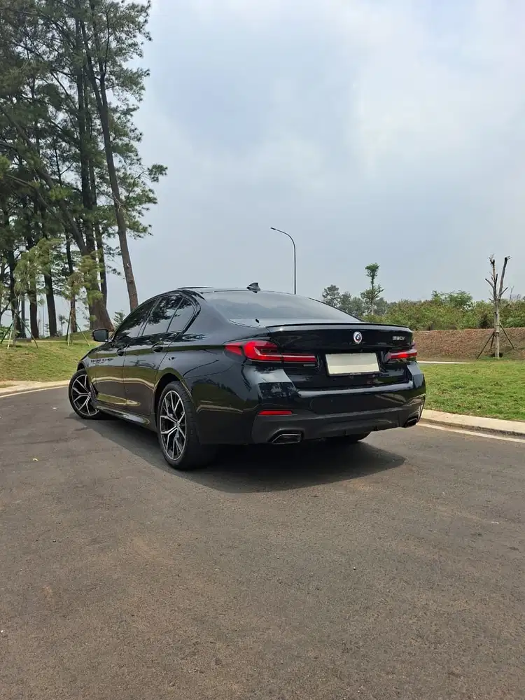 (Tdp50jt) BMW 520i G30 M Sport 2023 Hitam