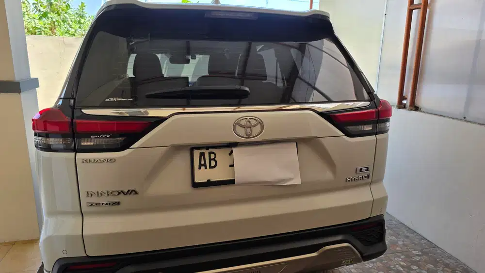 Toyota Kijang Innova 2023 Bensin