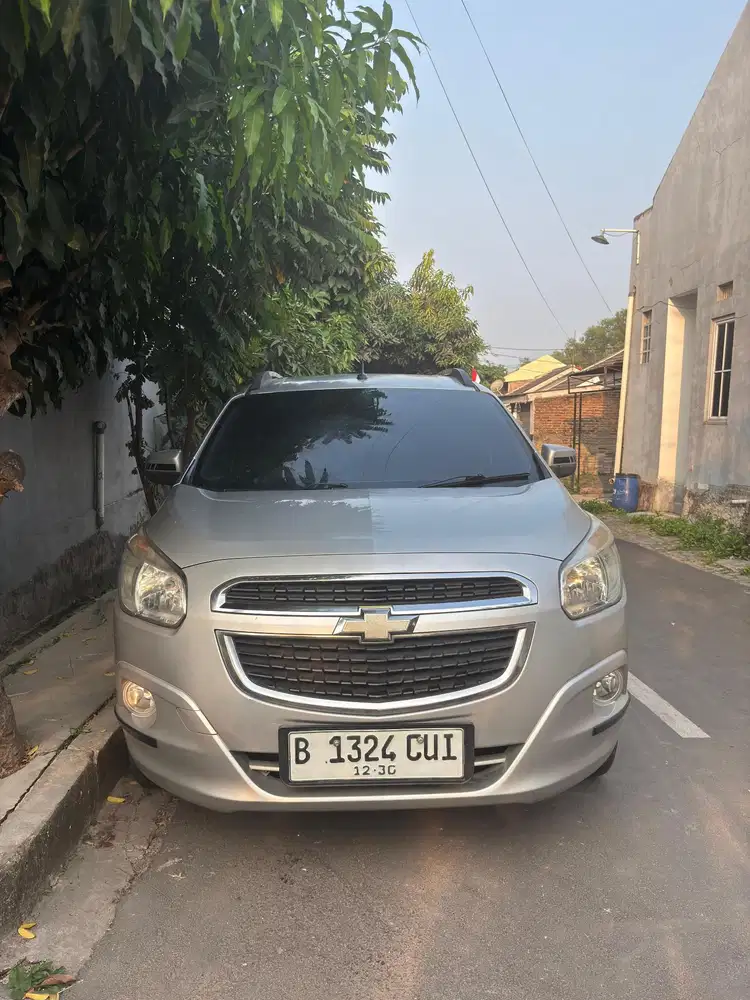 Chevrolet Spin 2015 Bensin