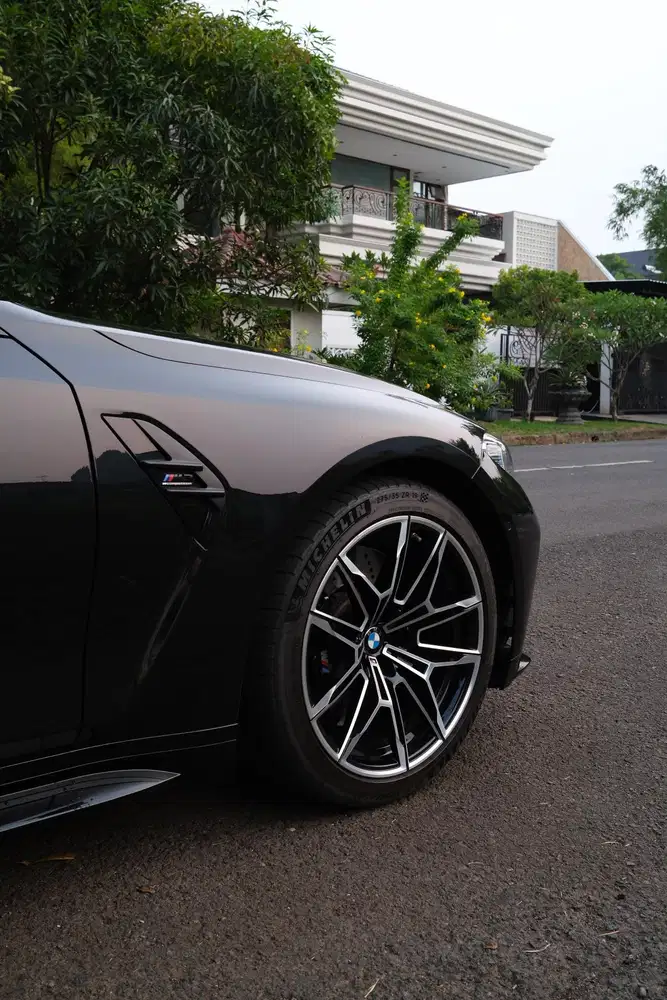 BMW M3 2023 Bensin