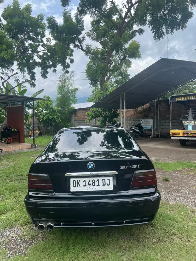 BMW E36 320i 1995 Bensin