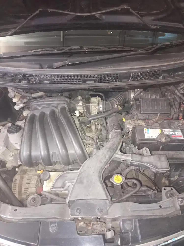 Nissan Livina 2011 Bensin