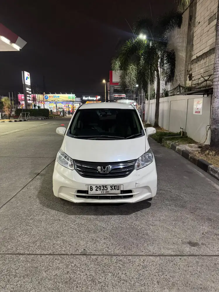 Honda Freed 2012 Bensin