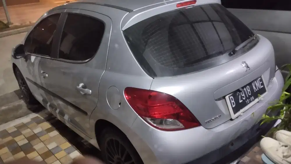 Peugeot 207 2010 Bensin