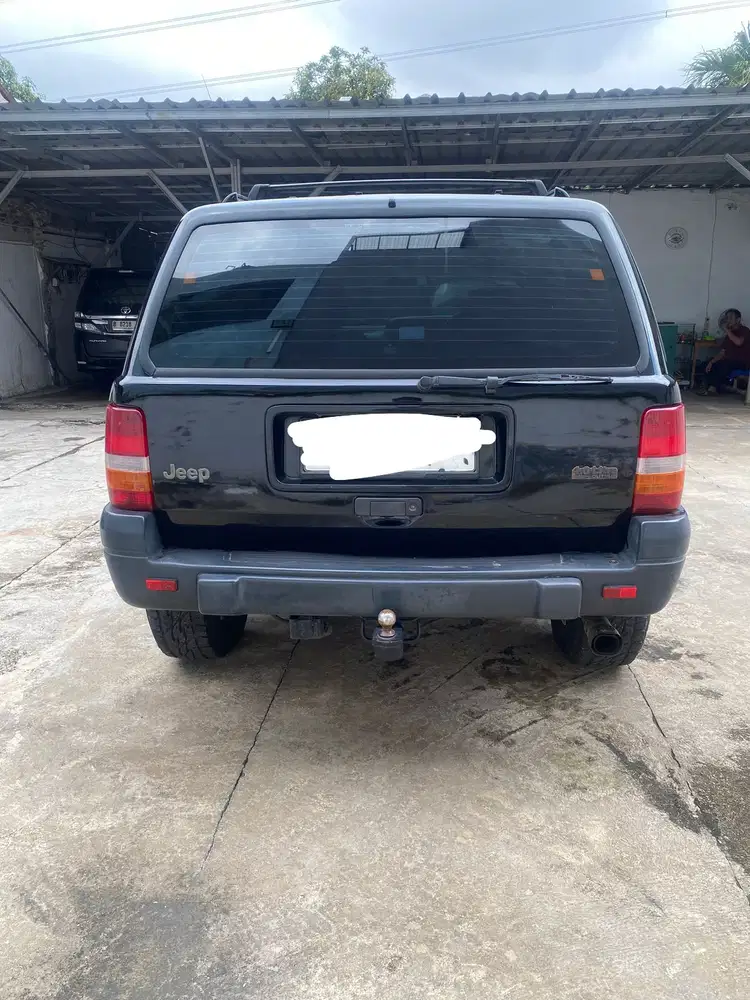 Jeep Cherokee 1999 Bensin