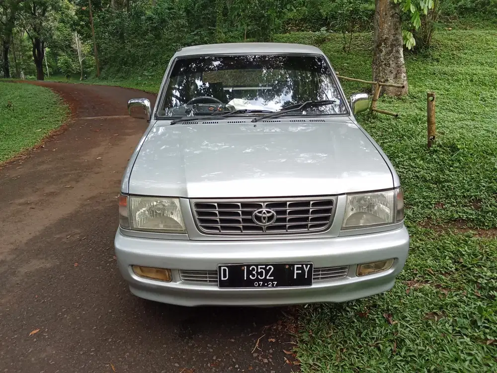 Toyota Kijang 2002 Bensin