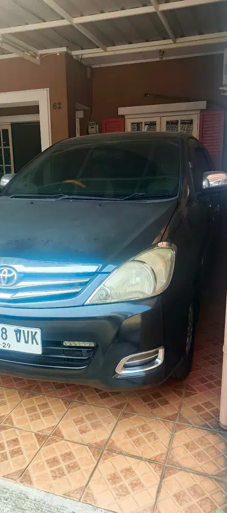 Toyota Kijang Innova V Luxury 2010 Bensin