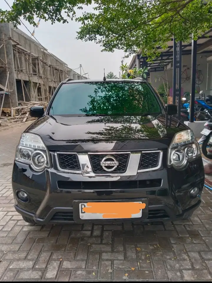 Nissan X-Trail 2012 Bensin
