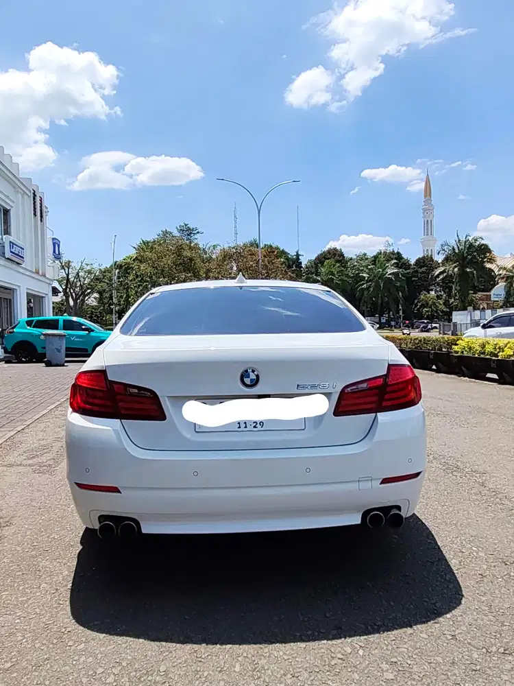BMW 528i 2013 Bensin