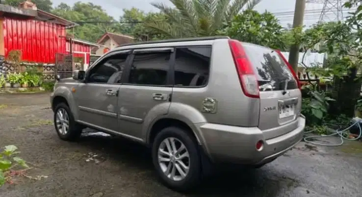 Nissan X-Trail 2005 Bensin
