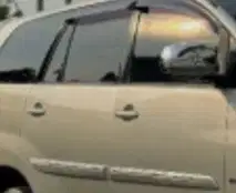 Innova G MT 2011 Bensin