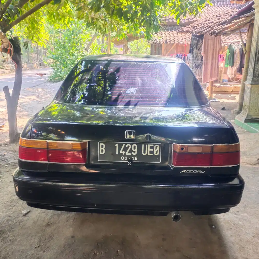 Honda Accord 1990 Bensin
