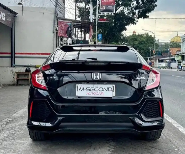 Honda Civic Hatchback 2018 Bensin