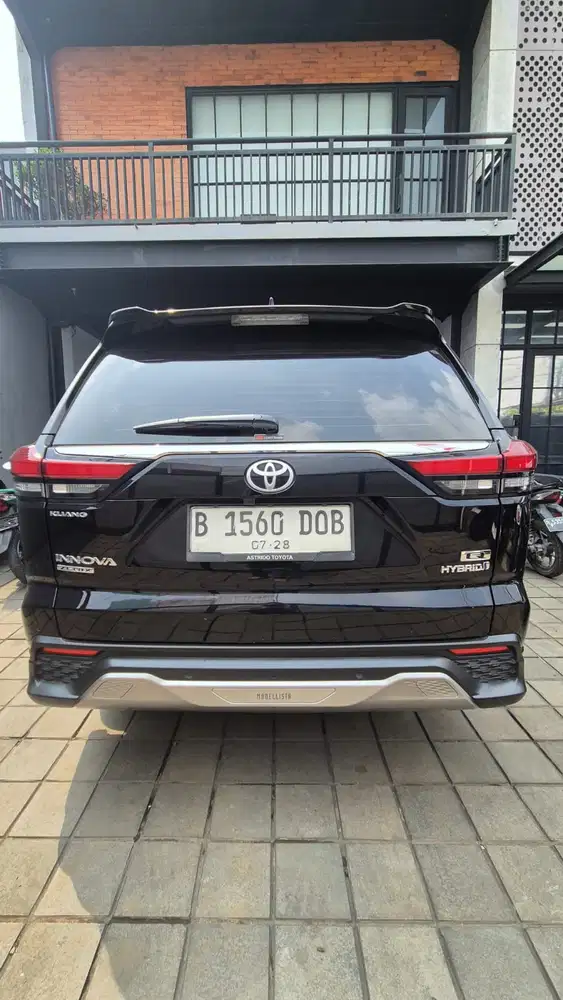 Toyota Kijang Innova 2023 Hybrid