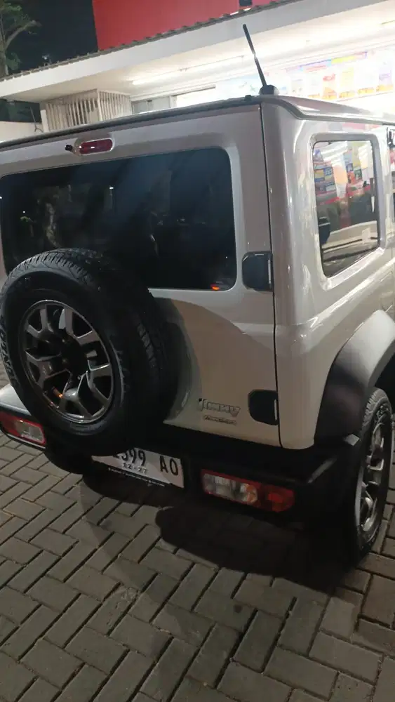 Suzuki Jimny 2023 Bensin