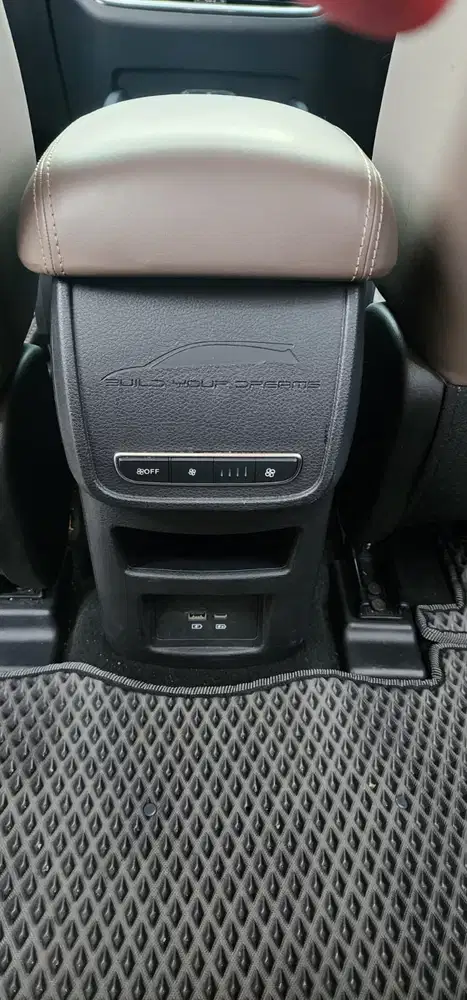 [ DP 85 ] BYD M6 SUPERIOR CAPTAIN SEAT 2025