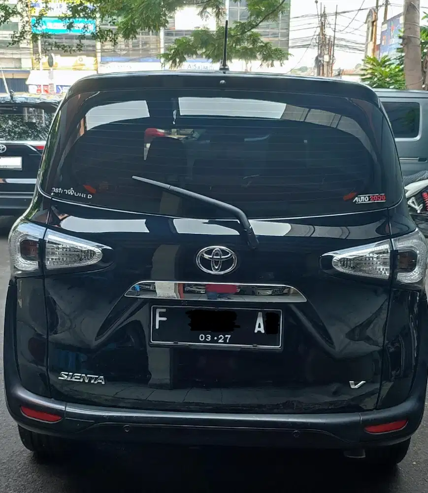 Toyota Sienta V 2016 Matic