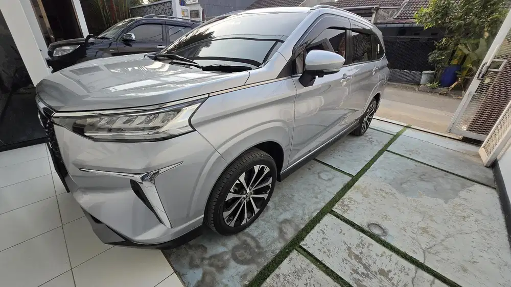 TOYOTA Veloz AT CVT Q TSS 2022, BENSIN, ISTIMEWA