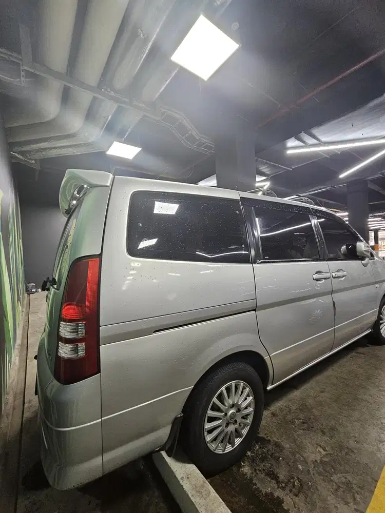 Nissan Serena HWS 2009 Bensin