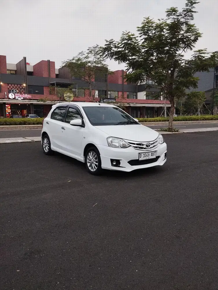 Toyota Etios Valco 2014 Bensin