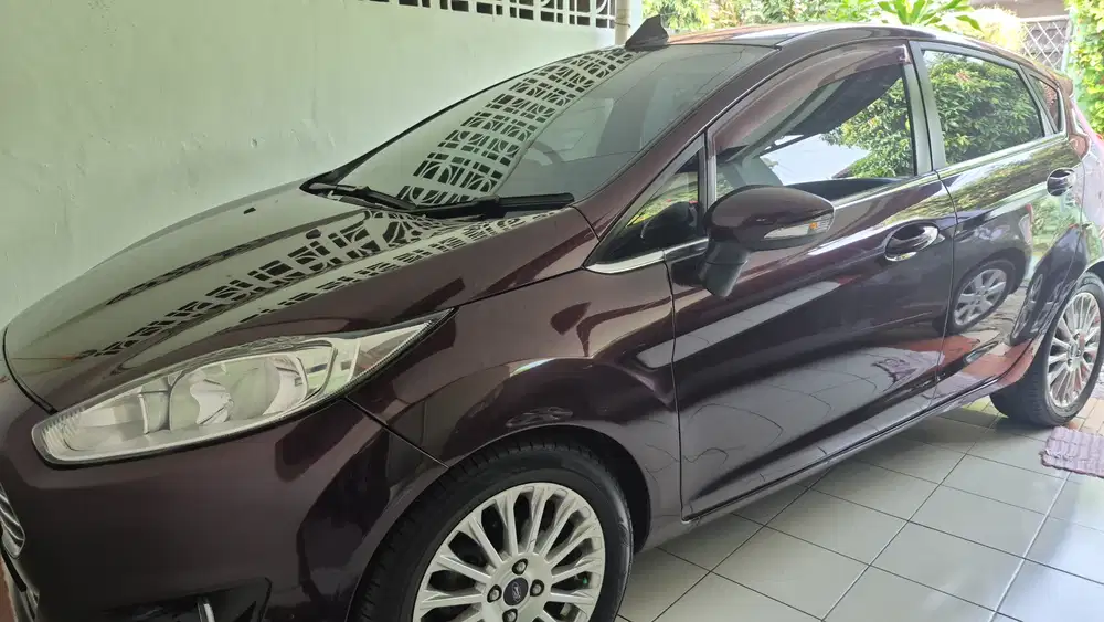 Ford Fiesta 2013 Bensin AT