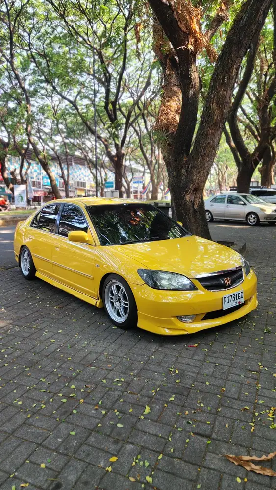 Honda Civic 2004 Bensin