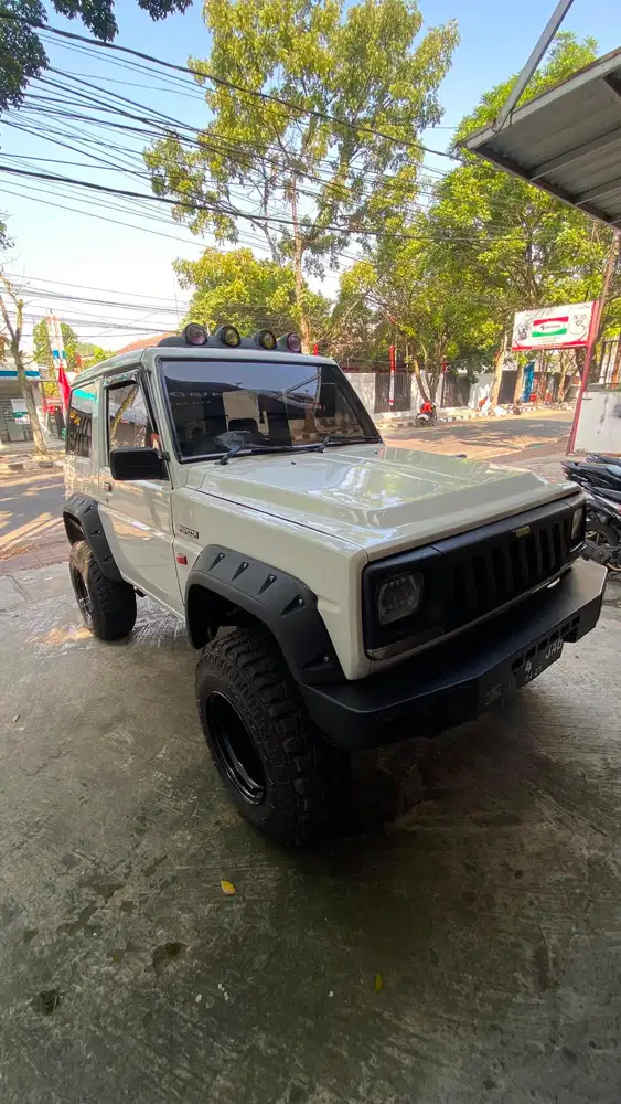 Daihatsu Feroza 1993 Bensin