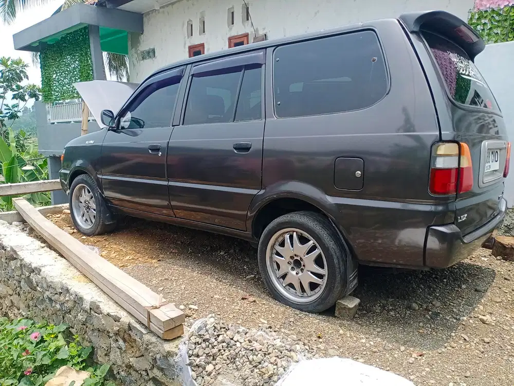 Toyota Kijang 1997 Bensin