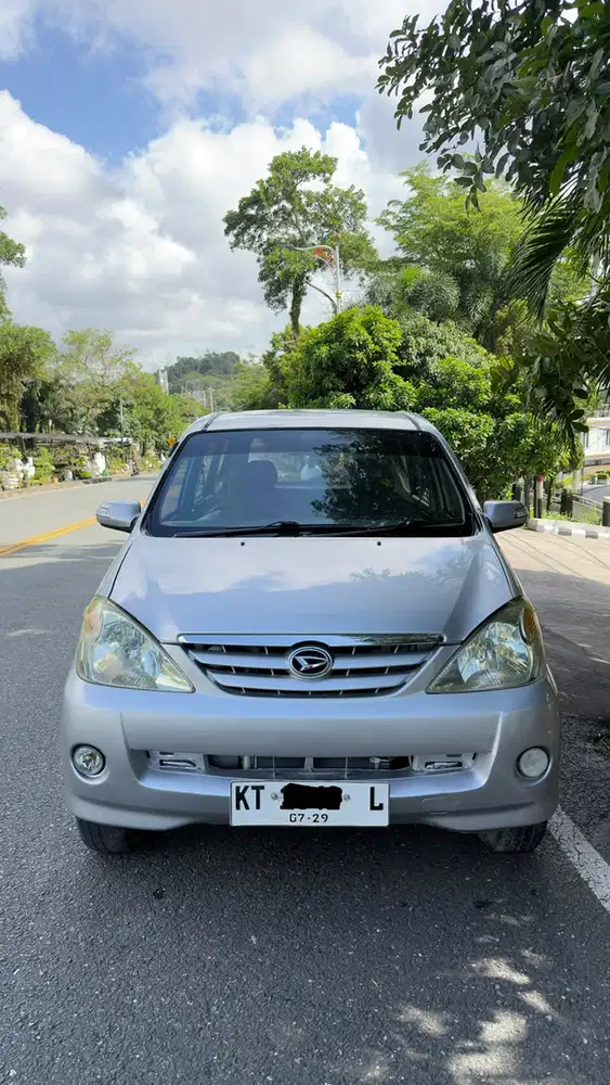 Daihatsu Xenia 2004 Bensin