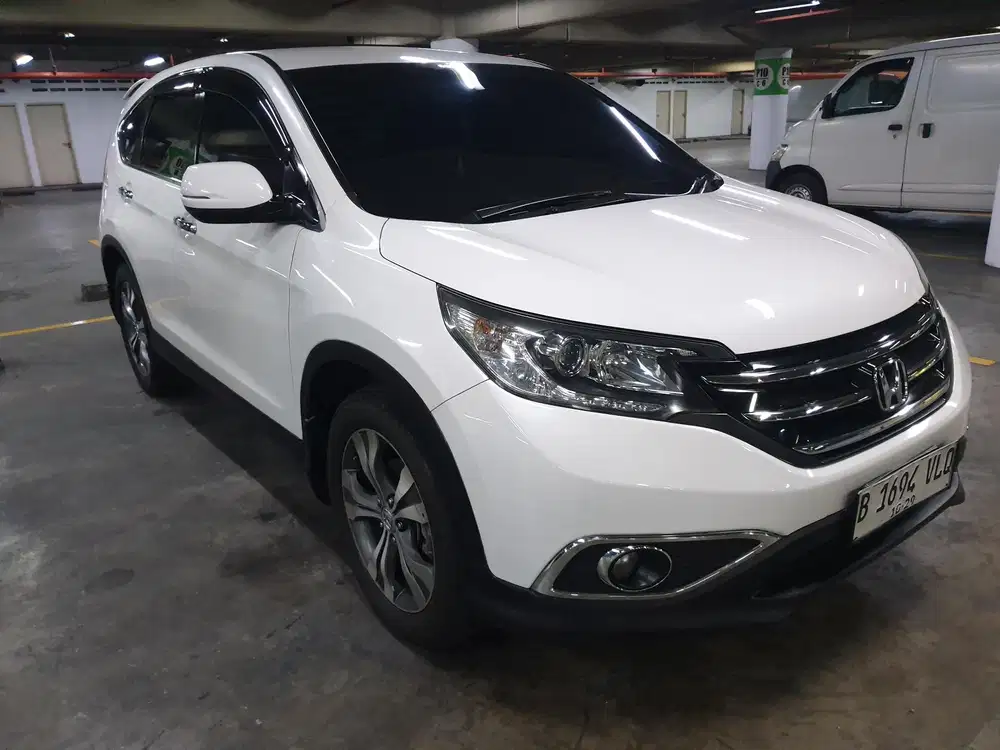 Honda CRV 2.4 Prestige 2014 Putih Mulus Low KM Siap Pakai Dp Murah