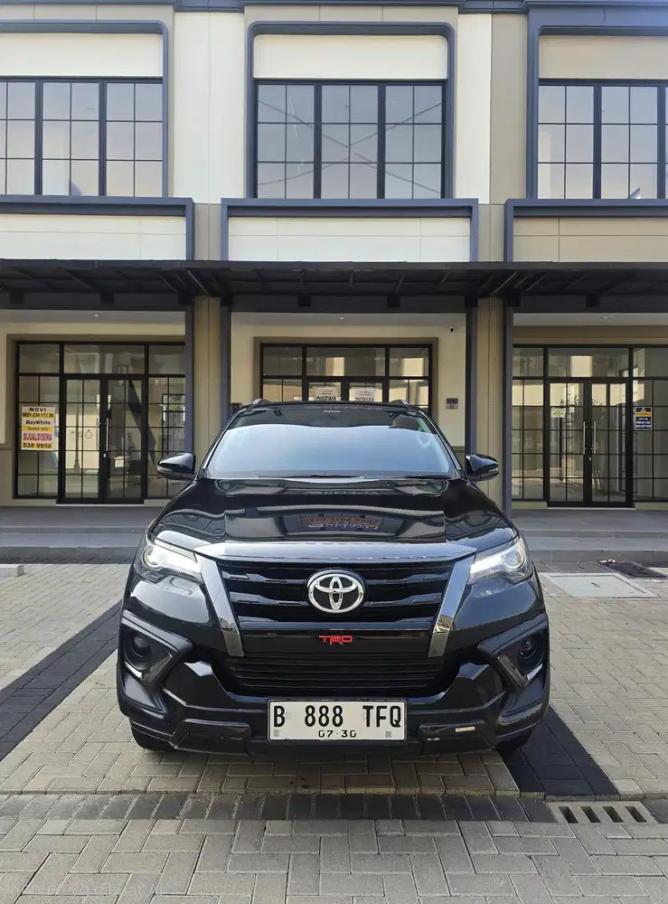 Toyota Fortuner TRD 2.4 A/T 2020