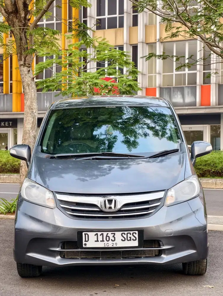 Honda Freed 2014 Bensin