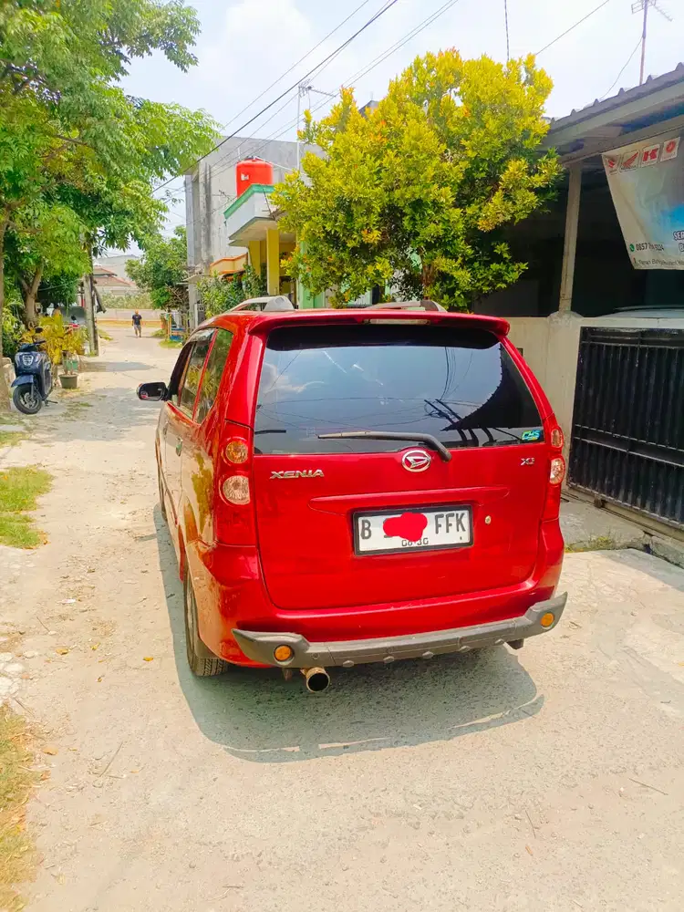 Daihatsu Xenia 2010 Bensin