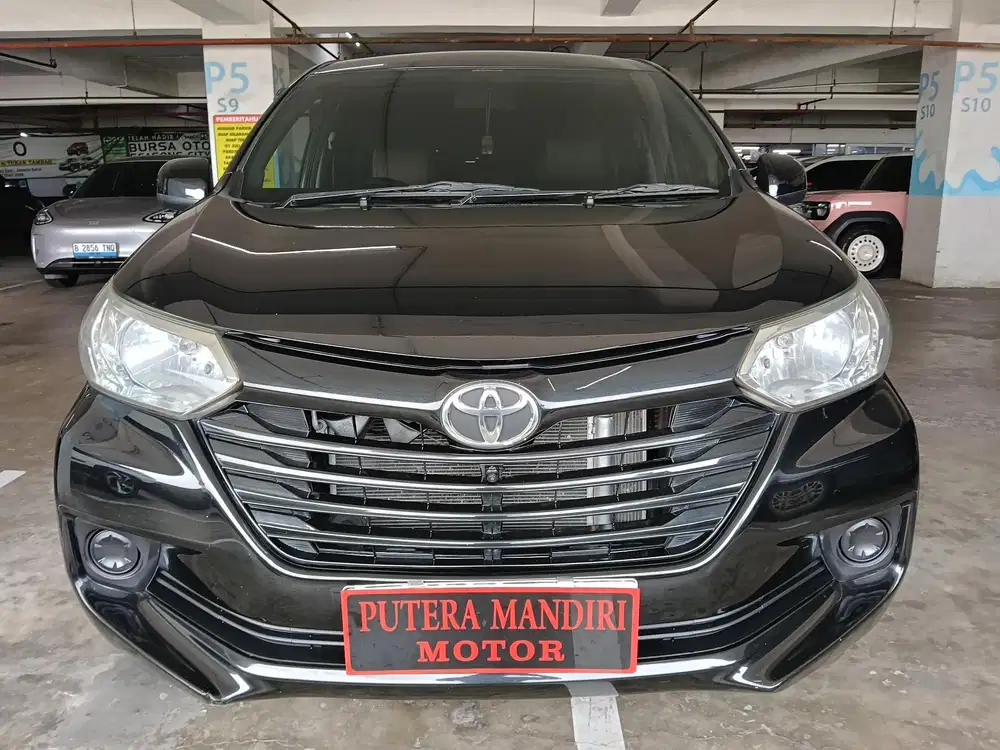 Toyota Avanza AT 2016