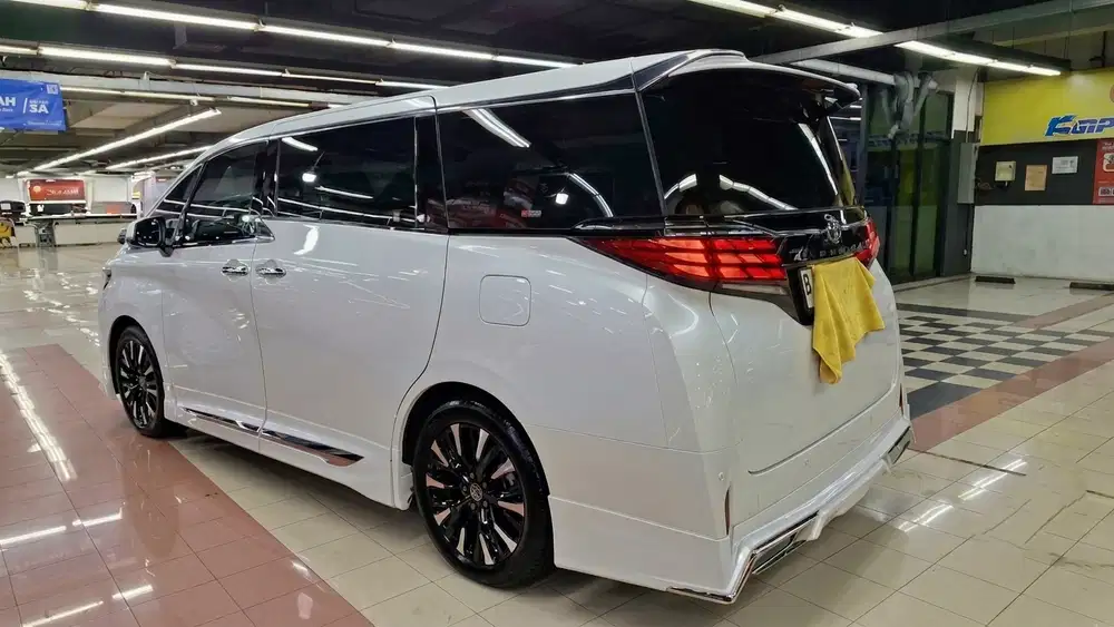 Toyota Alphard 2025 Bensin