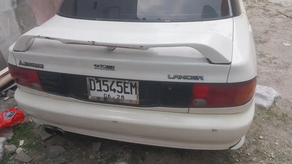 Mitsubishi Lancer 1994 Bensin