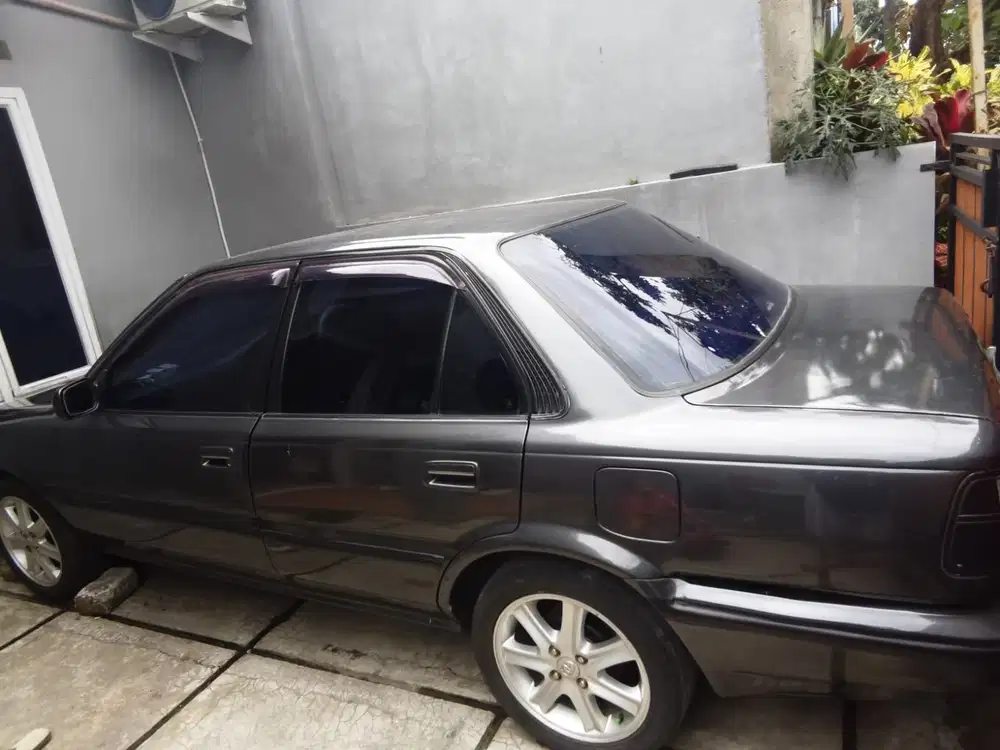 Toyota Twincam 1988 Bensin