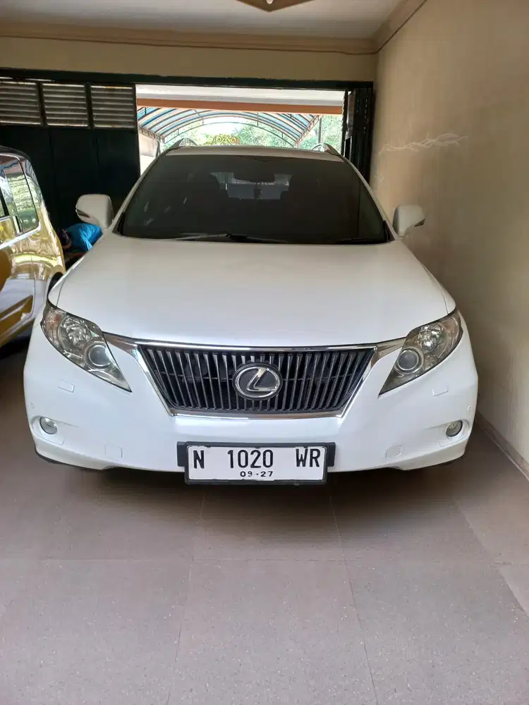Lexus RX 270 2011 Bensin