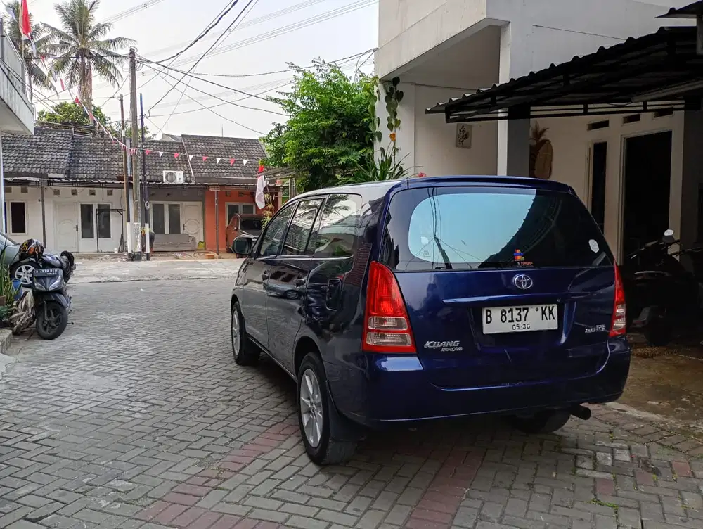 Toyota Kijang Innova 2005 Bensin Manual bisa TT