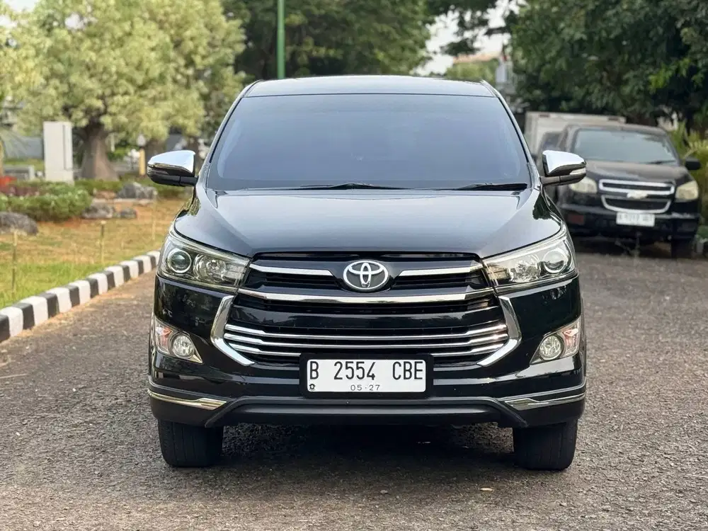 Toyota Innova Venturer 2.0 at 2017 Hitam